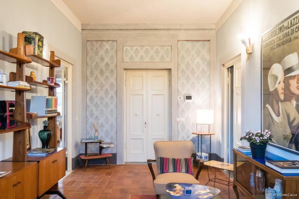 Casa Maria - Attico Di Lusso Vicino Alle Mura Lucca Exteriör bild